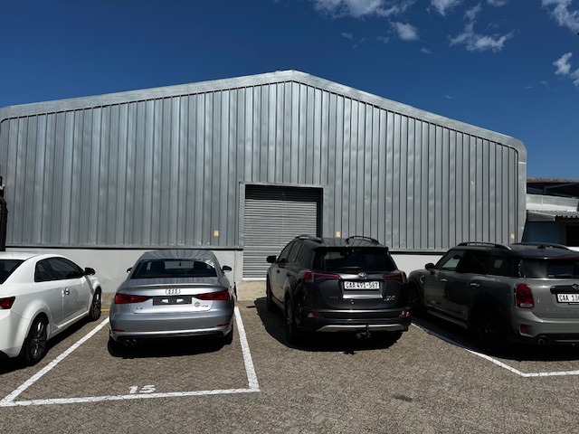 To Let Commercial Property for Rent in Maitland Western Cape
